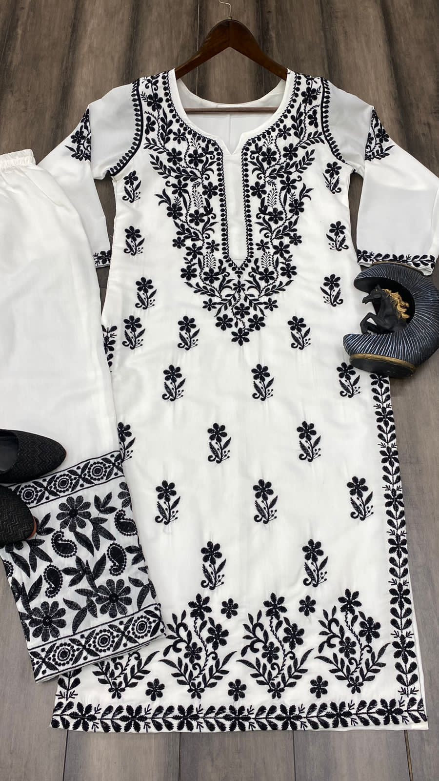 Muslin Chikankari Kurti Pant Set