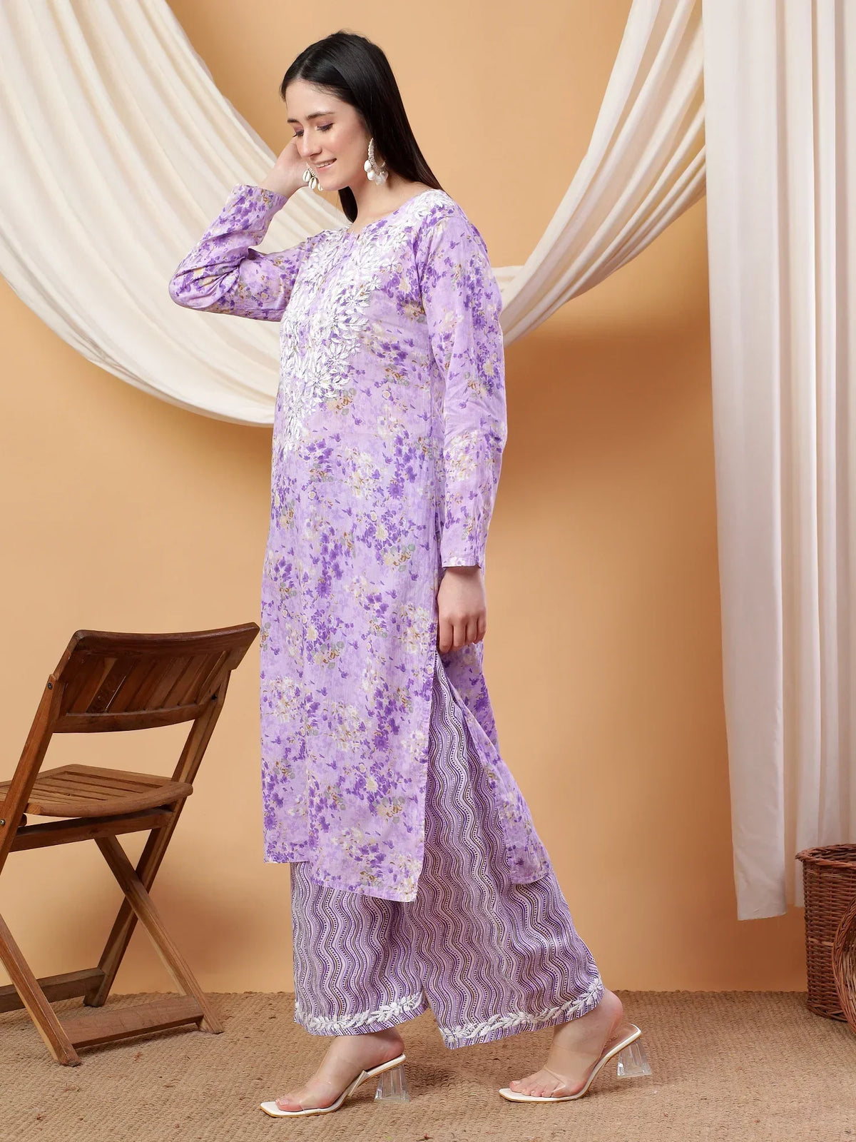 Anika Chikankari Mulmul Co-ord Set (Lavender)