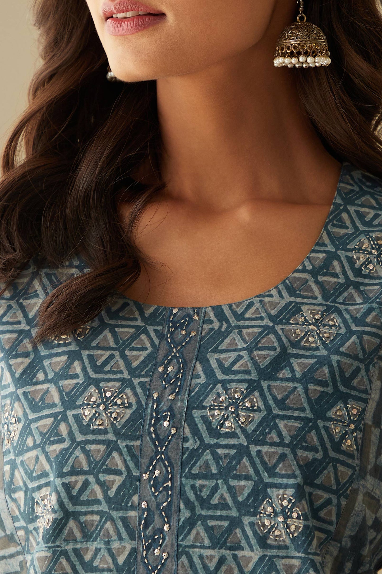 Rehnuma Zara Akola Kurta