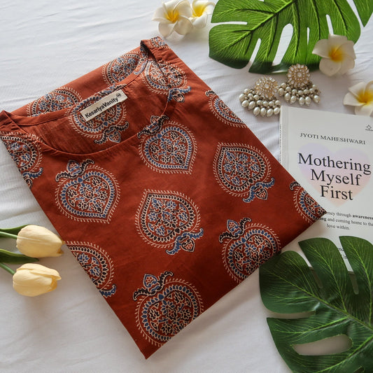 Red Butta Kurta - Daily Essential