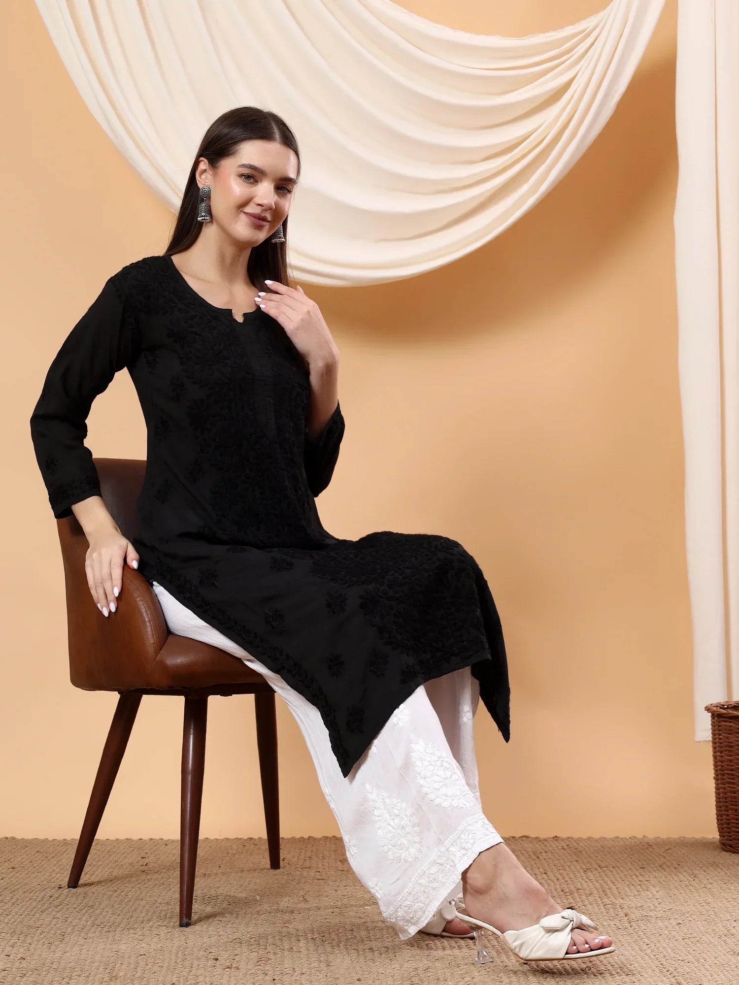 Alina Chikankari Modal Straight Kurta (Black)